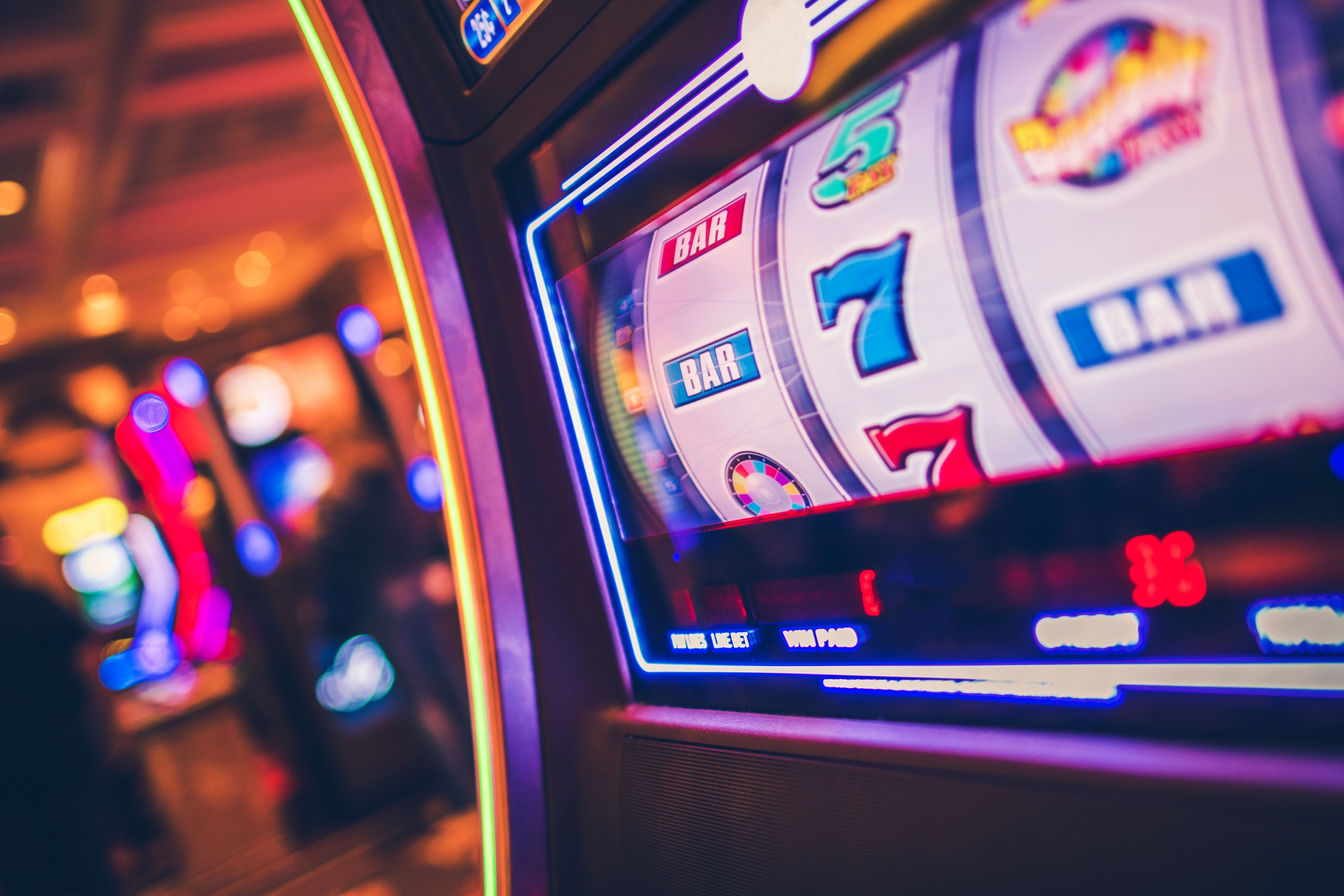 kapal win69 mobile app showing live market opening times and upcoming tournaments